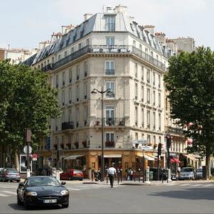 отель Hotel La Comtesse Tour Eiffel