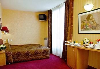 Отель Hotel La Comtesse Tour Eiffel в Париж - Франция