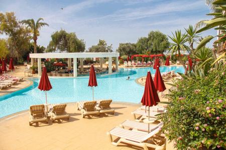 Отель St Raphael Resort & Marina в Лимассол - Кипр