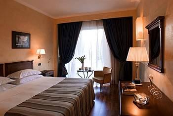 Отель Starhotels Michelangelo в Рим - Италия