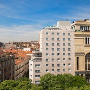 отель NH Collection Madrid Suecia