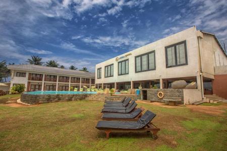 Отель Avenra Beach в Хиккадува - Шри-Ланка