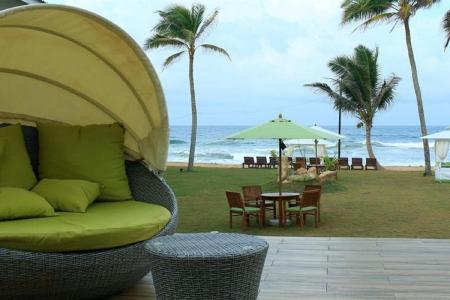 Отель Avenra Beach в Хиккадува - Шри-Ланка