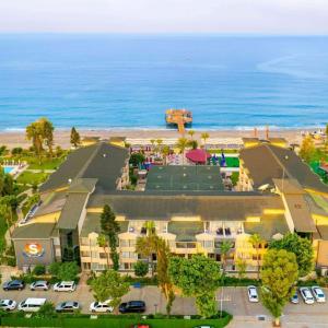 отель Senza Sunset Beach Hotel