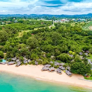 отель The Sunset Village Beach Resort