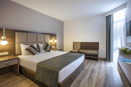 Отель Palm Wings Ephesus Beach Resort в Кушадасы - Турция