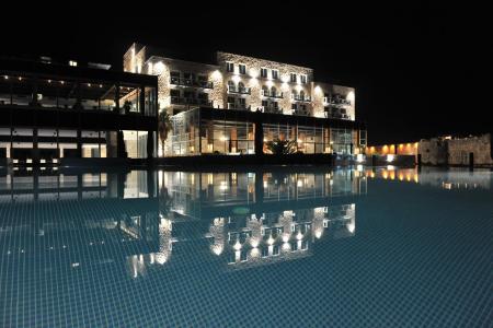 Avala Resort & Villas