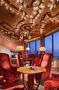 Отель Swissotel The Stamford в о. Сингапур - Сингапур