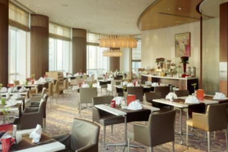 Отель Swissotel Krasnye Holmy в Москва - Россия