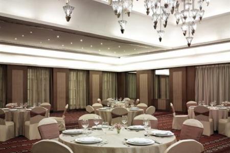 Отель Taj Connemara в Ченнай - Индия