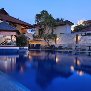 отель The Taman Ayu