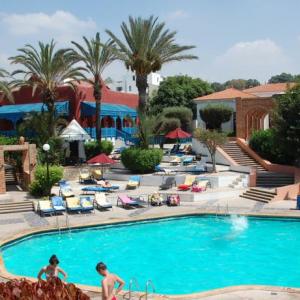 отель El Pueblo Tamlelt