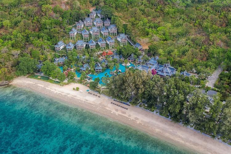 Thavorn Beach Village & Spa