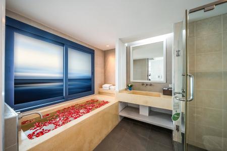 Отель Andamantra Resort & Villa Phuket в пляж Патонг - Таиланд