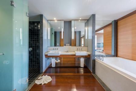 Отель The Chava Resort в пляж Сурин - Таиланд