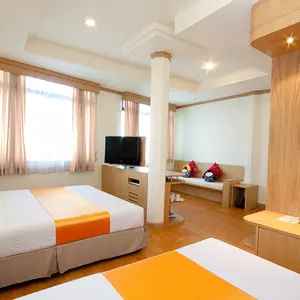отель Chinatown Hotel