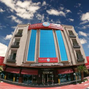 отель La Quinta By Wyndham Dubai Jumeirah