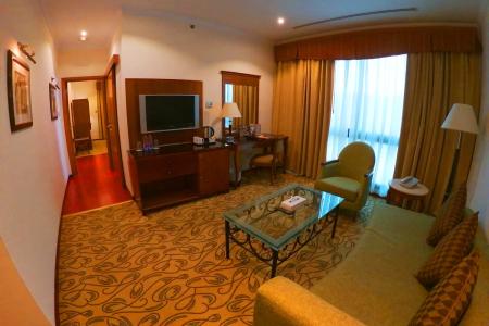 Отель La Quinta By Wyndham Dubai Jumeirah в Бур Дубай - ОАЭ