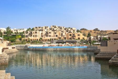 Отель The Cove Rotana Resort в Рас-эль-Хайма - ОАЭ