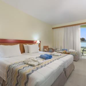 отель Avra Beach Resort Hotel & Bungalows