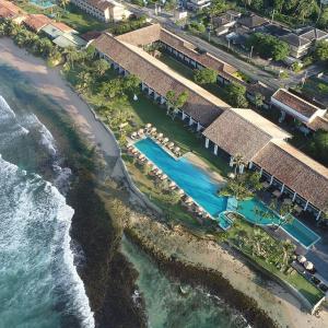 отель The Fortress Resort & Spa