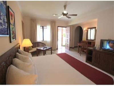 Отель The Frangipani Langkawi Resort в о. Лангкави - Малайзия