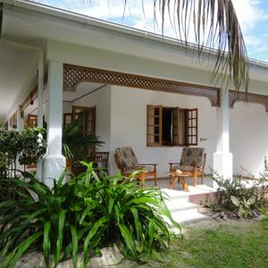 отель Islander Hotel