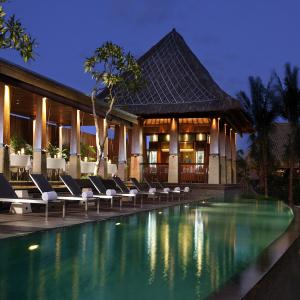 отель The Kayana