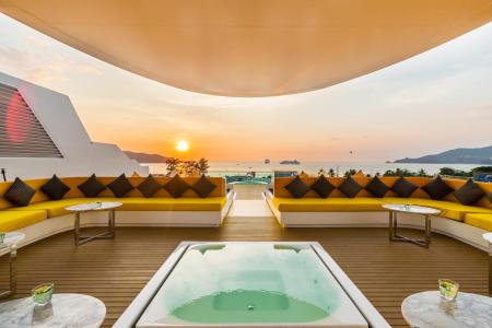 Отель The Kee Resort & Spa в пляж Патонг - Таиланд