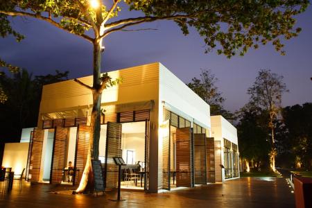 Отель The Library в пляж Чавенг - Таиланд