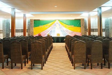 Aye Yar River View Hotel