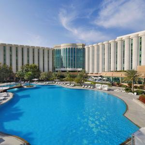 отель The Ritz Carlton Bahrain Hotel & Spa