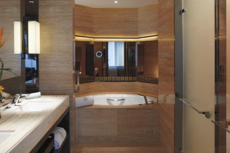 Отель The Ritz-Carlton, Hong Kong в Гонконг - Китай