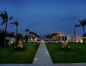 отель The Royal Santrian