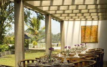 Отель Thilanka Hotel в Канди - Шри-Ланка