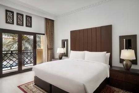 Отель Aldhafra Resort, Vignette Collection, an IHG Hotel в Абу Даби  Аль Айн - ОАЭ
