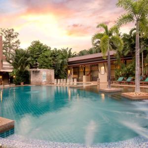 отель Timber House Resort