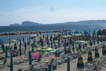 Отель Hotel Tirreno в Ривьера ди Улиссе - Италия