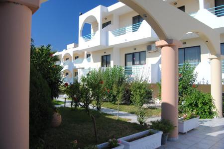 Отель Tivoli Hotel & Apartments в Фалираки - Греция