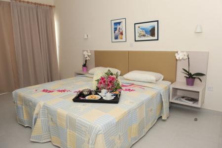 Отель Tofinis Hotel в Айя-Напа - Кипр