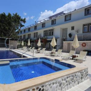 отель Tonoz Beach