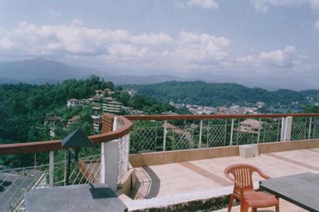 Отель Topaz в Канди - Шри-Ланка