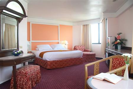 Отель First Pacific Cirrus  в Паттайя Центр - Таиланд