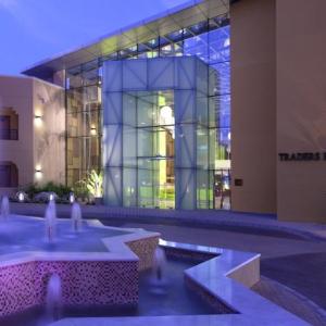 отель Traders Hotel Qaryat Al Beri