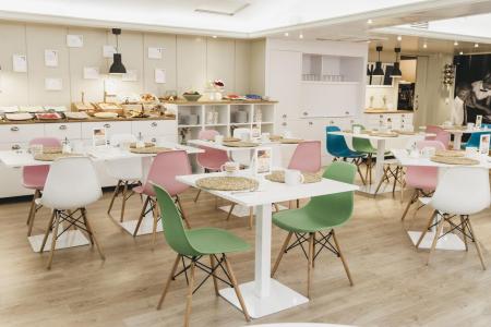 Отель Tres Torres Atiram в Барселона - Испания