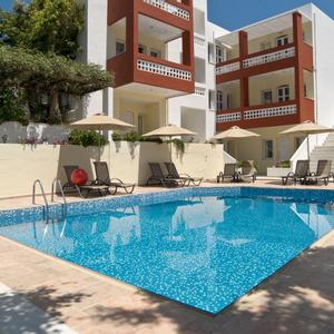 отель Troulis Apartments Hotel