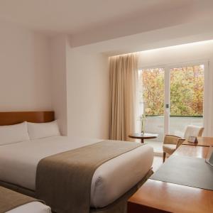 отель Senator Barajas