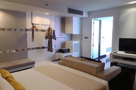 Отель Tsix5 Hotel в Наклуа - Таиланд