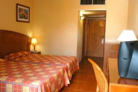 Отель Tuxpan Varadero в Варадеро - Куба