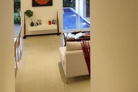 Отель Two Villas Holiday Oriental Style Naiharn Beach в пляж Най Харн - Таиланд